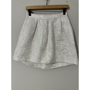 Hunter Dixon White Silver Metallic Textured Pleated Mini Skirt Size 4